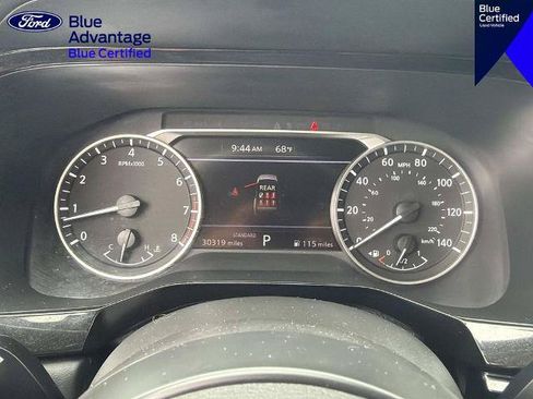 Used 2024 Nissan Pathfinder SV FWD image 22