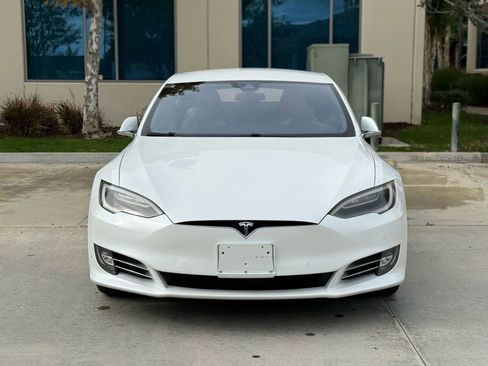 Used 2016 Tesla Model S 75 image 2