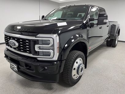 Used 2025 Ford F450 Platinum w/ FX4 Off-Road Package