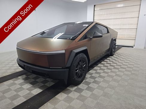 Used 2024 Tesla Cybertruck AWD Crew Cab image 1