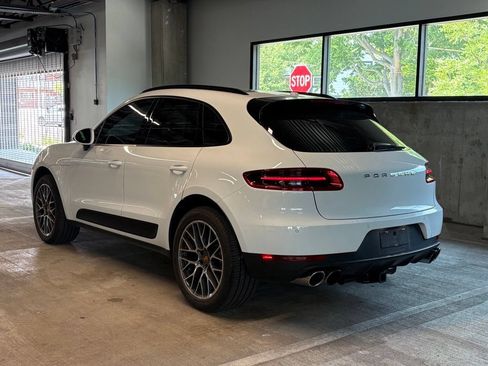 Used 2018 Porsche Macan Sport Edition AWD/4WD image 3