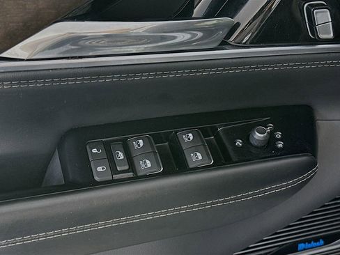Used 2023 Jeep Grand Wagoneer 4WD image 25