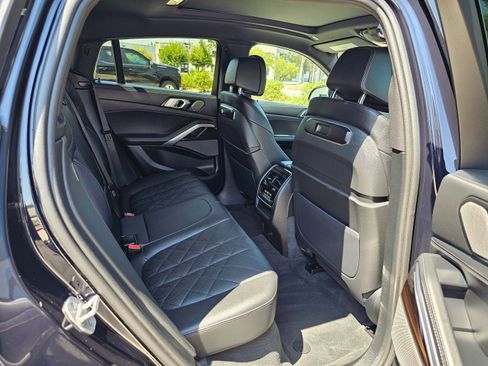 Used 2025 BMW X6 xDrive40i image 36