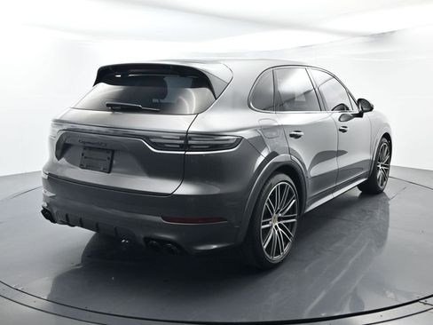 Certified 2023 Porsche Cayenne GTS image 13