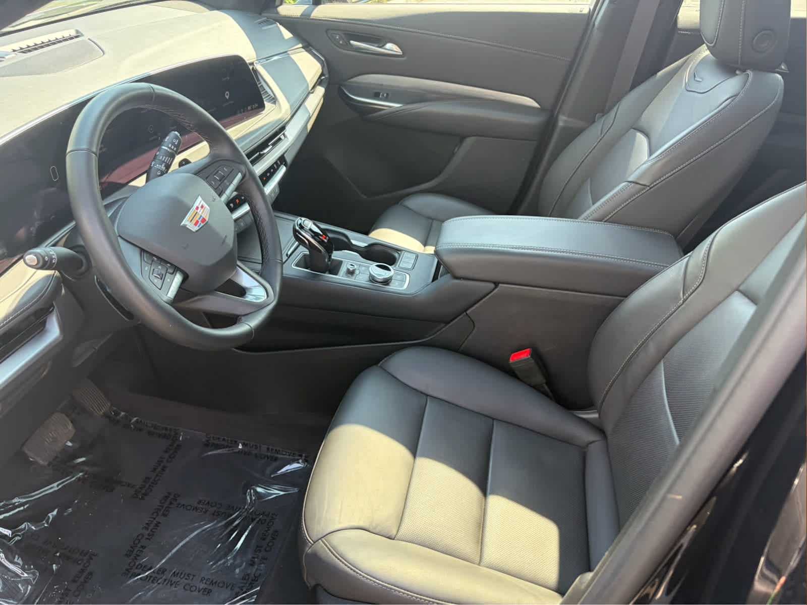 Used 2025 Cadillac XT4 Premium Luxury AWD/4WD image 7