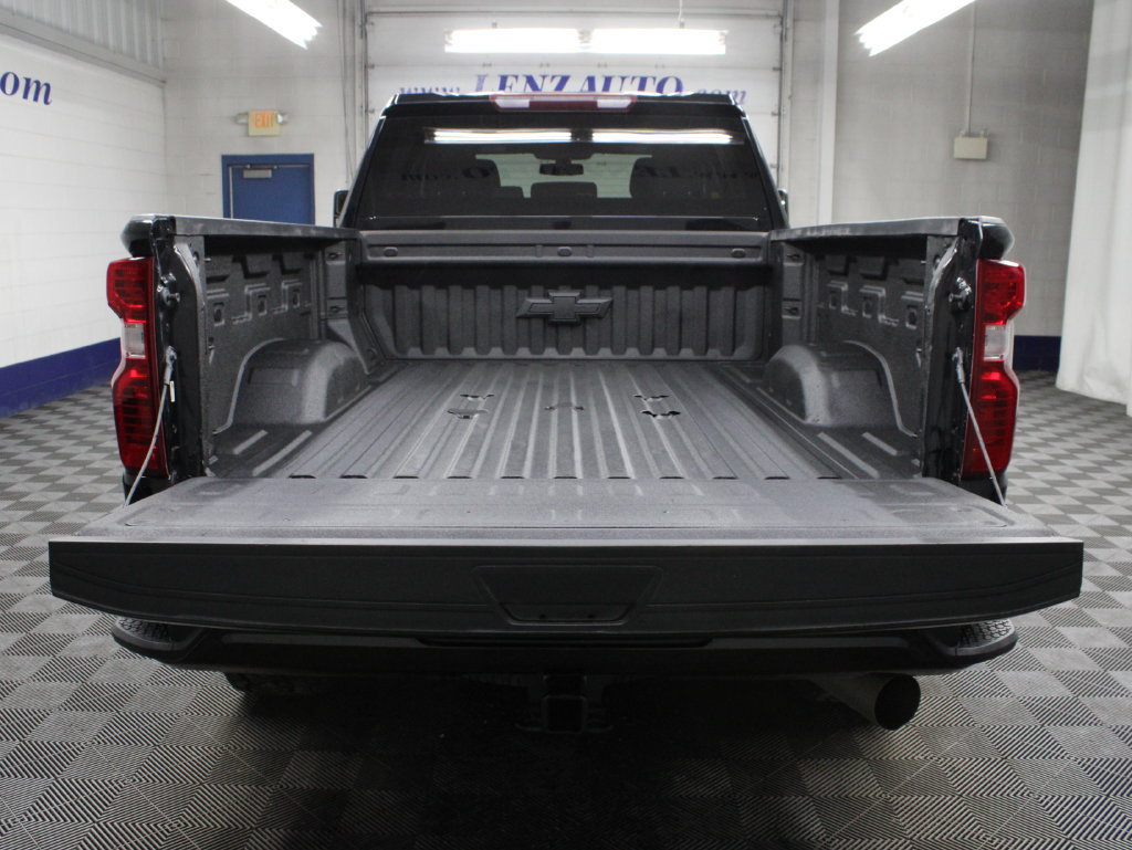 Used 2022 Chevrolet Silverado 2500 LT w/ Midnight Edition AWD/4WD image 37