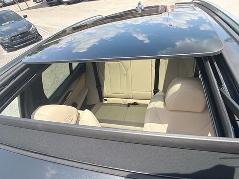 Used 2023 BMW X3 xDrive30i w/ Premium Package w/ZPA AWD/4WD image 15