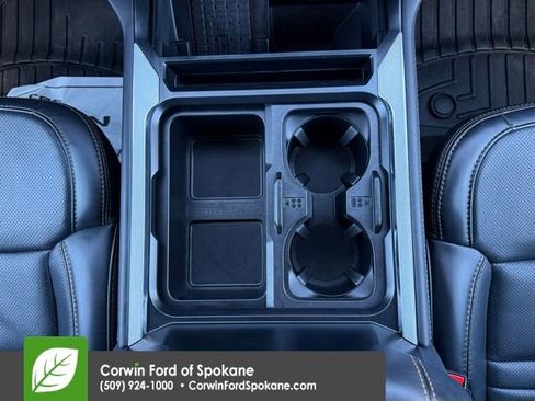 Certified 2024 Ford F350 Platinum w/ Tremor Off-Road Package AWD/4WD image 31