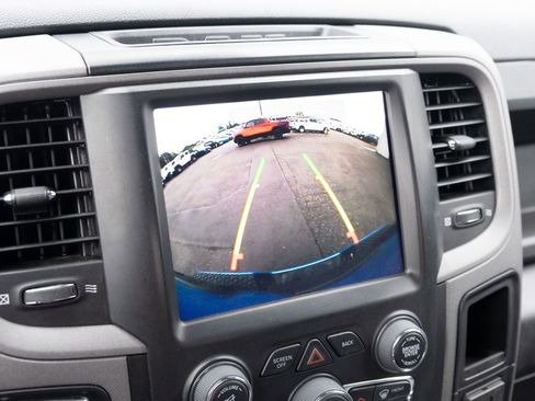 Used 2023 RAM 1500 Express w/ Wheel & Sound Group AWD/4WD image 4