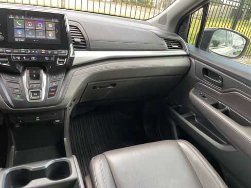 Used 2018 Honda Odyssey EX-L image 25