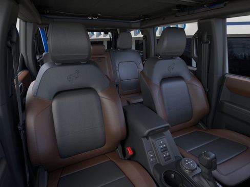 New 2024 Ford Bronco Outer Banks AWD/4WD image 10