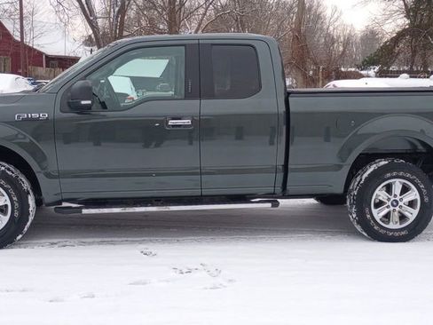 Used 2018 Ford F150 XLT w/ Equipment Group 302A Luxury image 4