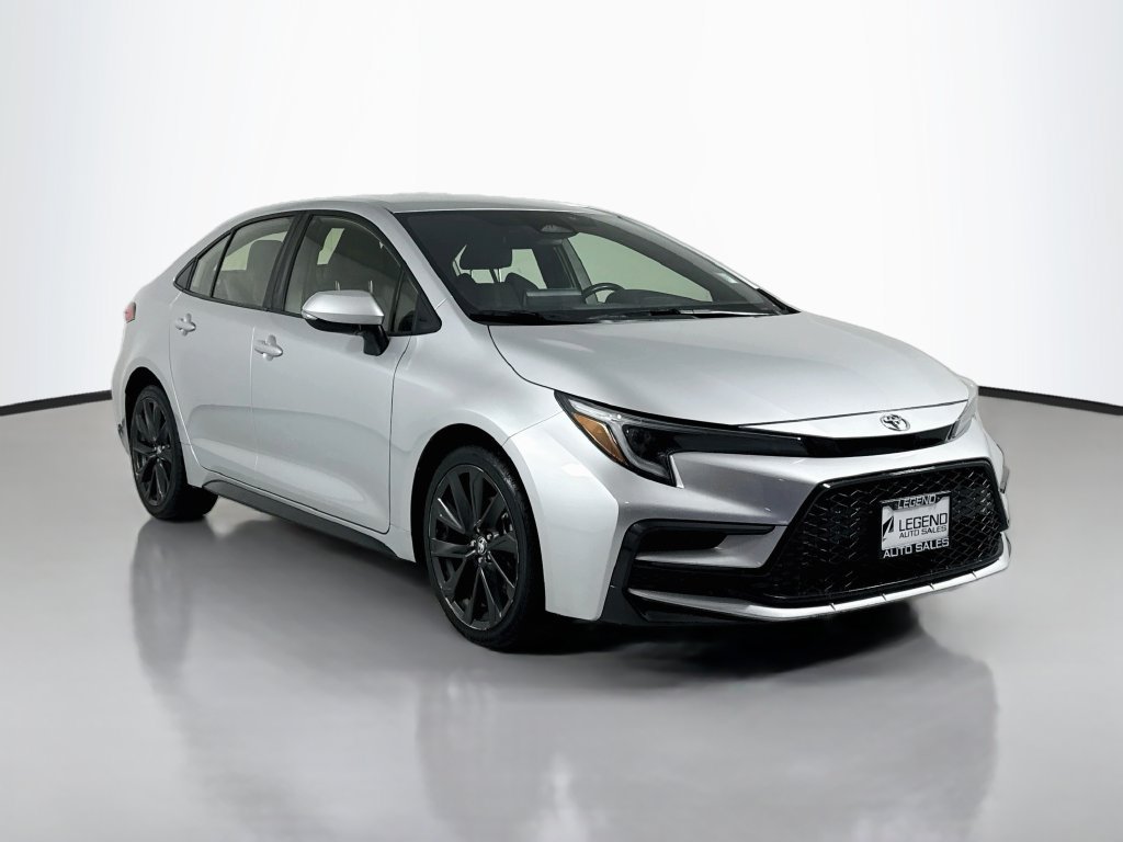 Used 2024 Toyota Corolla SE FWD image 4