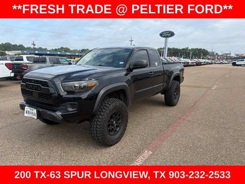Used 2020 Toyota Tacoma SR w/ SX Package AWD/4WD image 3