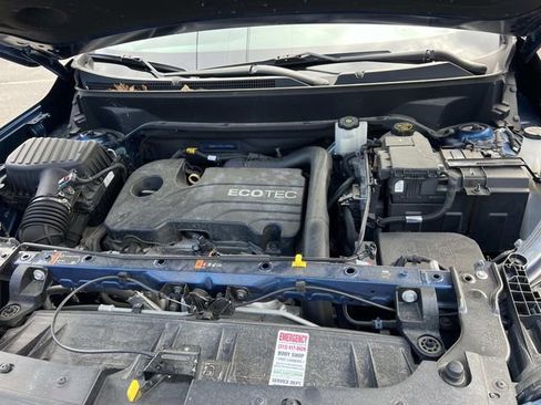 Used 2020 GMC Terrain SLE w/ Driver Convenience Package image 11