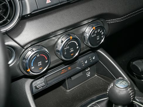 New 2026 MAZDA MX-5 Miata RF Grand Touring RWD image 19