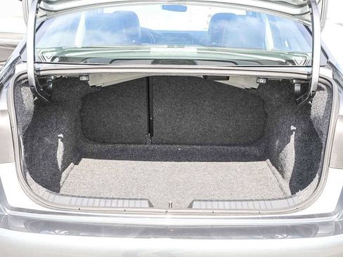 Used 2024 Volkswagen Jetta SE image 25