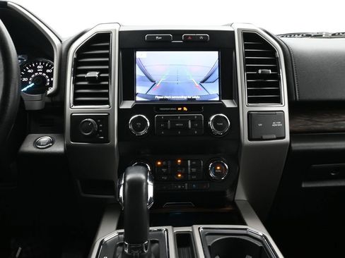 Used 2019 Ford F150 Lariat image 20