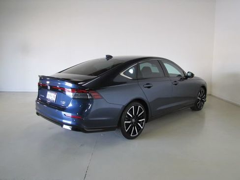 Used 2025 Honda Accord Touring image 25