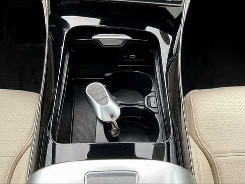 Certified 2024 Mercedes-Benz C 300 4MATIC Sedan image 17