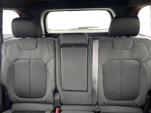 New 2026 Jeep Grand Cherokee Laredo X AWD/4WD image 17