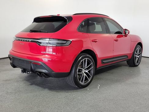 Used 2025 Porsche Macan AWD/4WD image 6