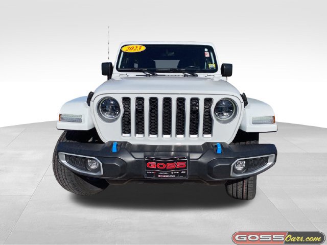 Certified 2023 Jeep Wrangler Unlimited Sahara w/ Dual Top Group AWD/4WD image 2