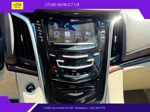 Used 2016 Cadillac Escalade ESV Premium image 18