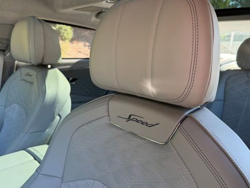 New 2025 Bentley Flying Spur Plug-In Hybrid image 38