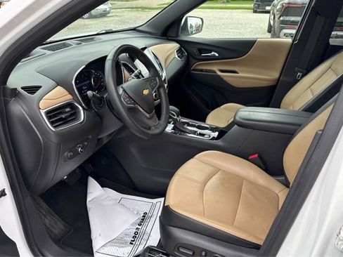Used 2023 Chevrolet Equinox Premier AWD/4WD image 9