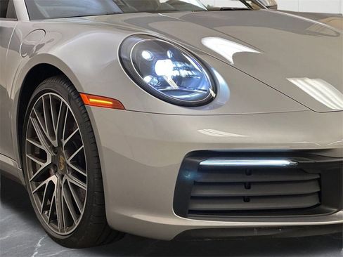 Used 2022 Porsche 911 Targa 4S image 14