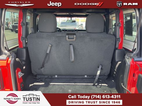 Used 2020 Jeep Wrangler Sport AWD/4WD image 31