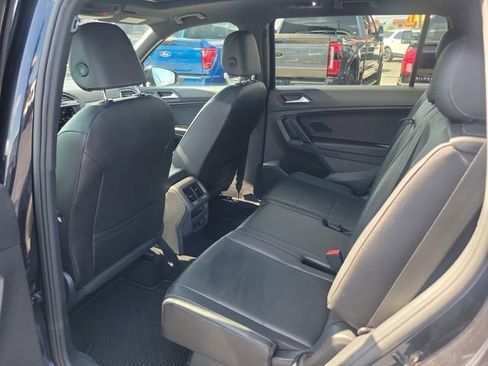 Used 2019 Volkswagen Tiguan SEL Premium R-Line FWD image 5