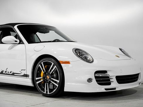 Used 2011 Porsche 911 Turbo S AWD/4WD image 45