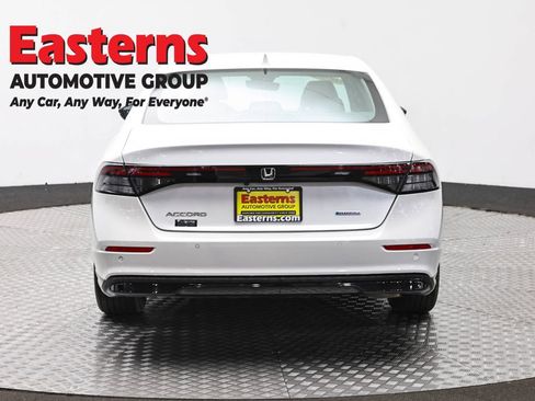 Used 2025 Honda Accord EX-L image 6