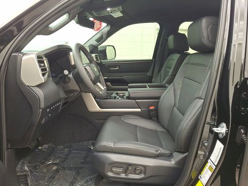 Certified 2025 Toyota Tundra Limited image 11