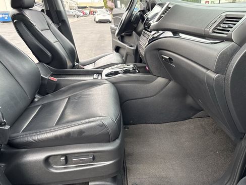Used 2016 Honda Pilot Touring image 43