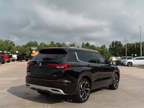 Used 2023 Mitsubishi Outlander SEL FWD image 5