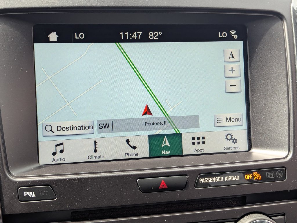 Used 2018 Ford Explorer XLT w/ Equipment Group 202A FWD image 18