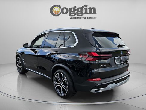 New 2026 BMW X5 sDrive40i w/ Premium Package image 2
