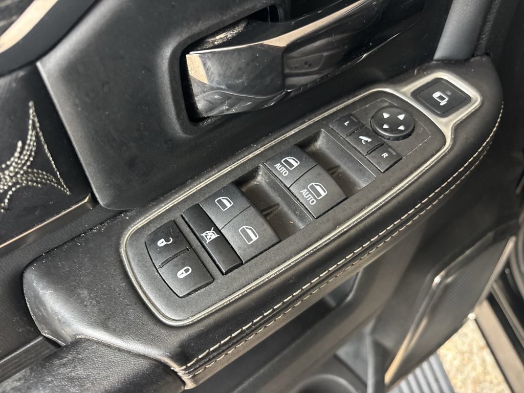 Used 2022 RAM 2500 Limited AWD/4WD image 23