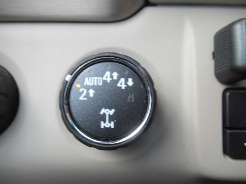 Used 2020 GMC Yukon Denali w/ Open Road Package image 30