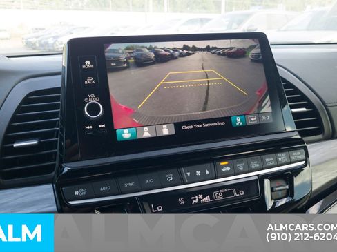 Used 2025 Honda Odyssey Elite image 30
