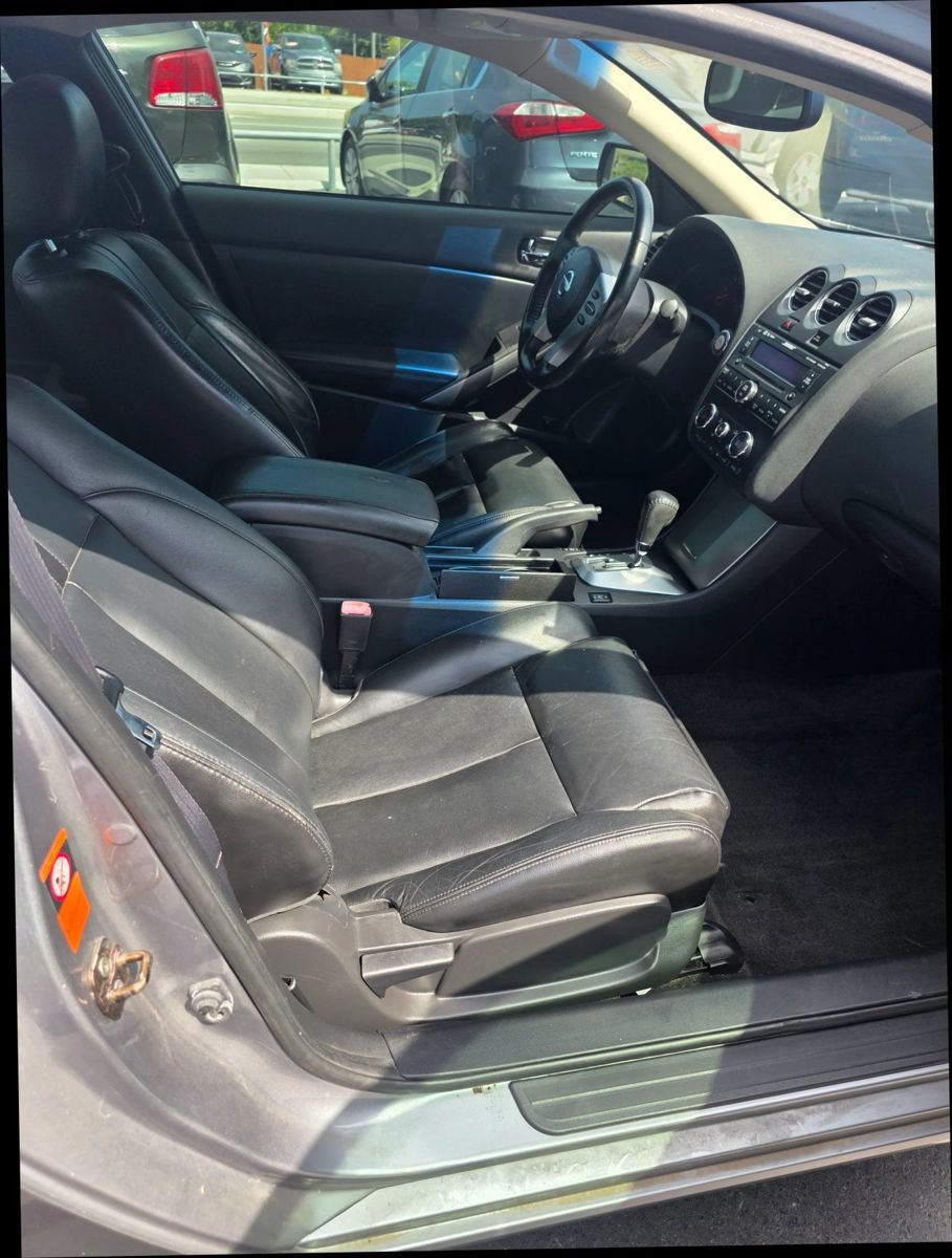 Used 2009 Nissan Altima 2.5 S w/ Premium Pkg FWD image 10