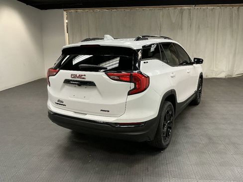 Used 2020 GMC Terrain SLE w/ Driver Convenience Package AWD/4WD image 5