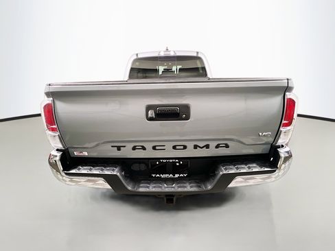 Used 2021 Toyota Tacoma TRD Off-Road RWD image 6