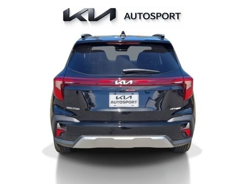 New 2026 Kia Seltos S FWD image 9