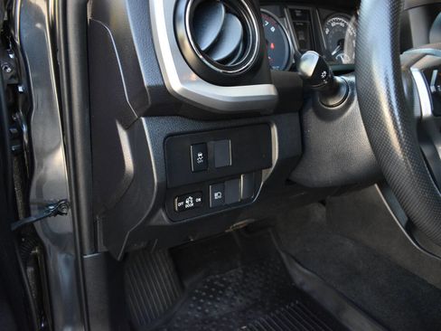 Used 2020 Toyota Tacoma SR5 image 16
