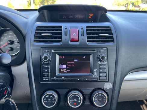 Used 2014 Subaru Crosstrek 2.0i Limited w/ Popular Package #1 AWD/4WD image 12