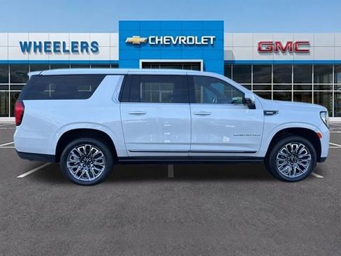 Used 2024 GMC Yukon XL Denali Ultimate image 7
